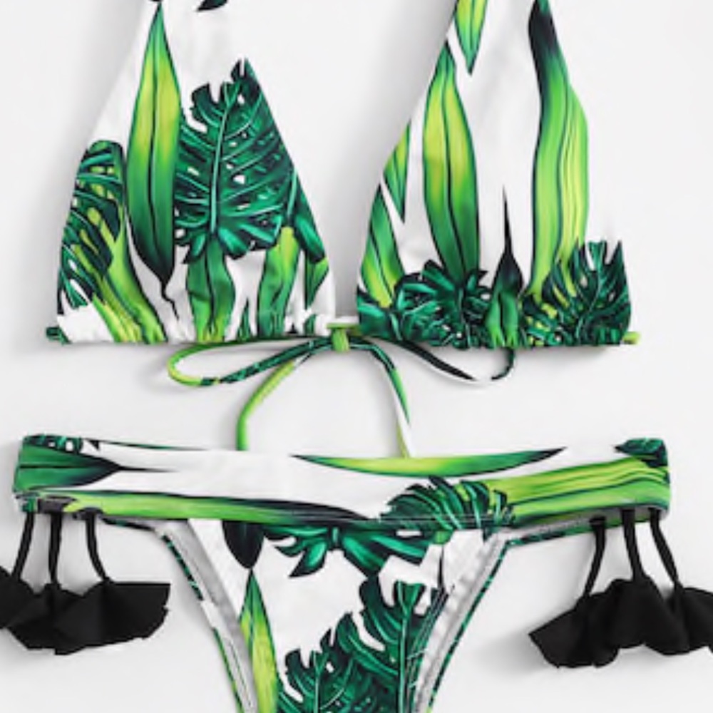 M LEFT ⭐️ Tropical Bikini